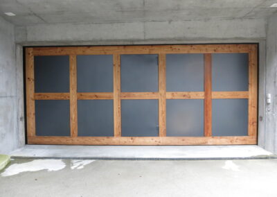 Schiebetor mit Blechfüllung